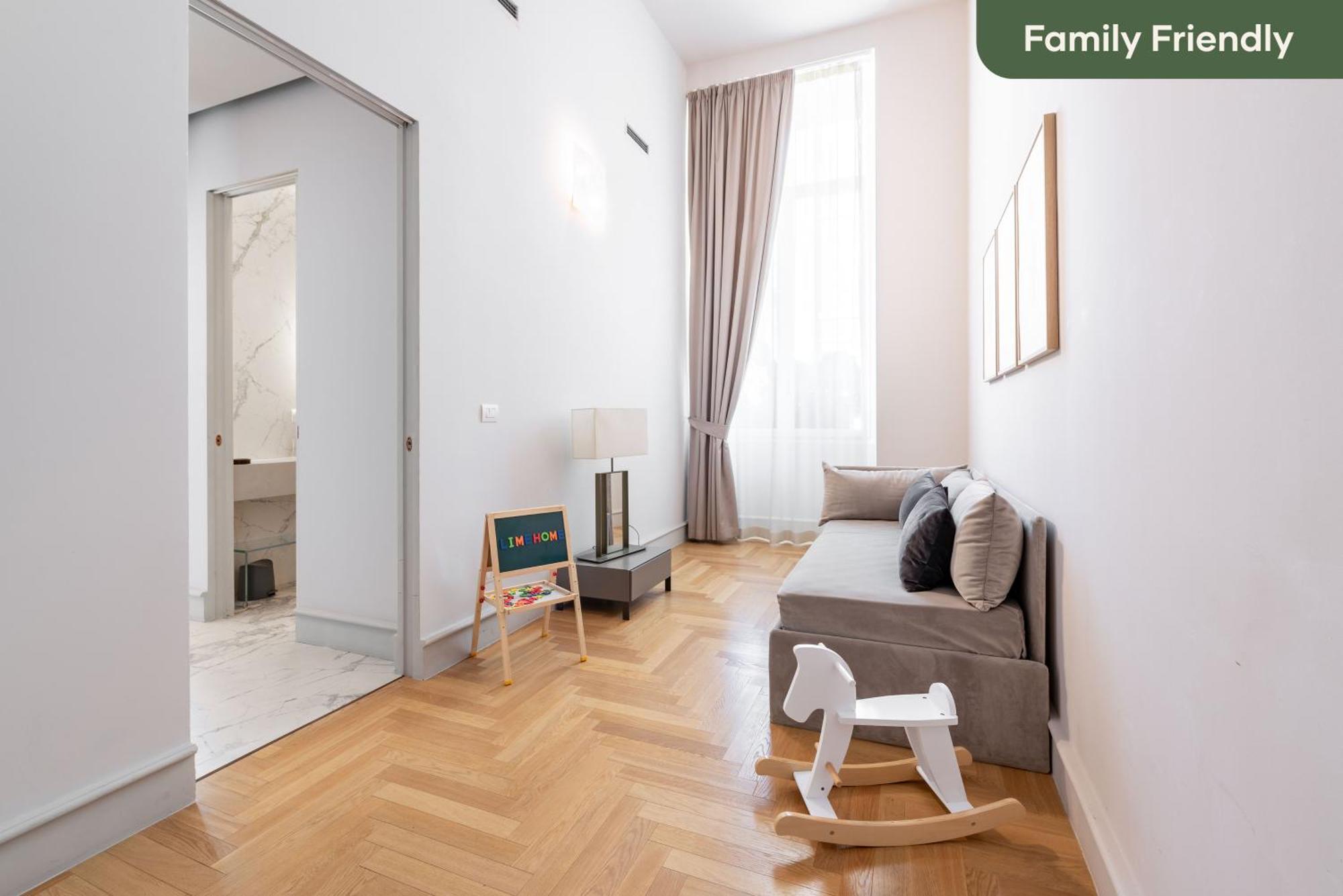 Limehome Lecce Palazzo Bn Exterior foto